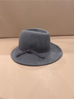 Vintage Betmar New York 100% Wool Hat Saks Fifth Avenue Grey Cloche Bow NWT